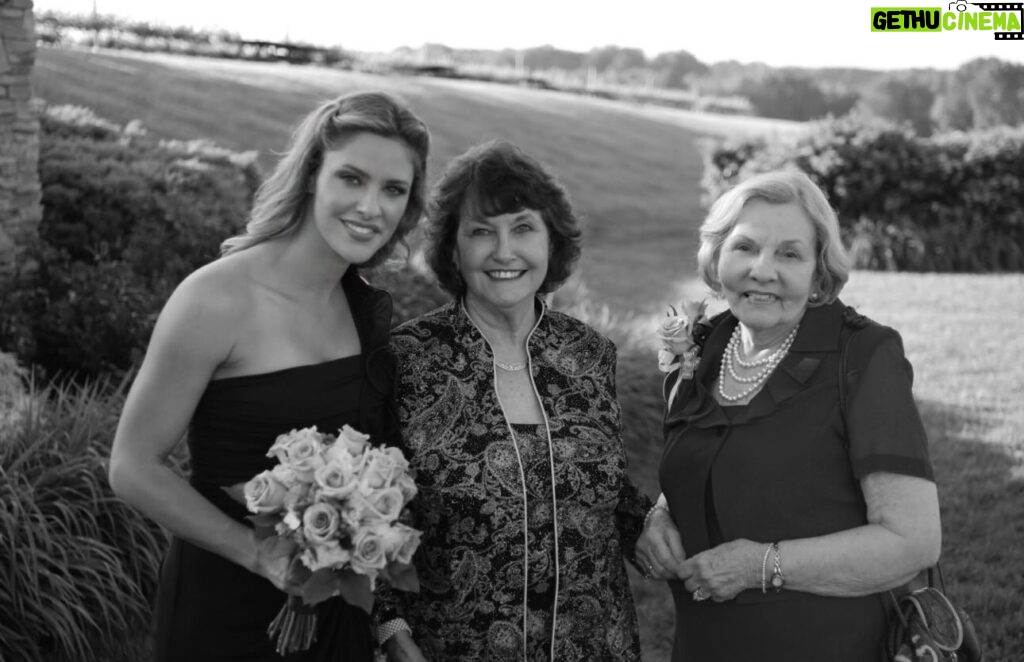 Jill Wagner Instagram - 3 generations of mothers . Happy Mothers Day