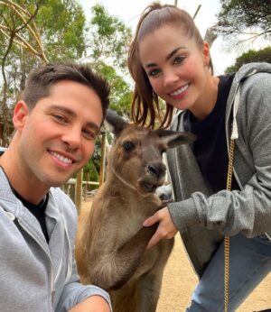 Jillian Murray Instagram - You know us, just another day sexually harassing wildlife 🦘