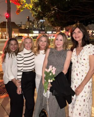 Jillian Warry Barberie Instagram - When did I become the shortest? I’m so confused. Love you ladies and sharing a beautiful night of fun and stories over our 30 years together. Happy Birthday @lisabreckinridge !!!!!! Love you ladies @dorothylucey @carlotaespinosa @kymdouglas