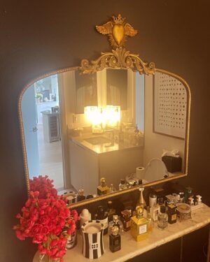 Jillian Warry Barberie Instagram - I love making a thousand square feet feel like a Parisian Haussmann styled apartment.