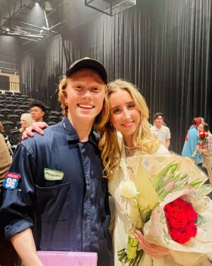 Jillian Warry Barberie Instagram - What a beautiful night @oakschristianschool for #amidsummernightsdream performance with all the incredible characters and actors. Ruby decided to play her role as Hipolita as a “drunk housewife of Beverly Hills” and it was perfect. After all my roles in tv and film I just listened to the director and did my thing. Not this gal. She brings her own twist and I love that!!!! I’m so proud. These young men and women are honing their craft and it’s so beautiful to see.