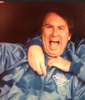 Jillian Bell Instagram - Today would have been my dad’s 80th birthday. Best man I’ve ever known ❤️❤️❤️ He’s missed a lot the last 11 years but I know he’s having a a glass of red wine and bragging about his daughters to anyone who will listen up there. Always did. I love you and miss you papa. ❤️❤️❤️ Happy birthday Ron 🎉🥰🥰🥰