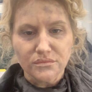 Jillian Bell Instagram - Did you watch @talesoftwdamc ?? Asking for a very sick friend. #talesofthewalkingdead
