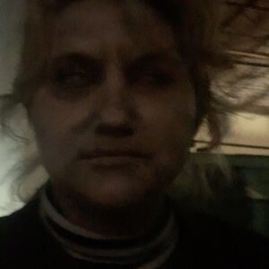Jillian Bell Instagram - Did you watch @talesoftwdamc ?? Asking for a very sick friend. #talesofthewalkingdead