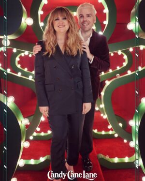 Jillian Bell Instagram - Candy Cane Lane premiere!!!!
🎄🎄🎄🎄🎄🎄🎄🎄🎄🎄
I’m really excited for you guys to see this one! It’s big and fun and family friendly and action-packed! Make sure to watch Dec. 1st on @primevideo and see this elf do some major damage… 

Hair: @robertlopezcut 
Makeup: @lizlash 
Stylist: @elkin @britelkin 
💎: @effyjewelry & @efcollection