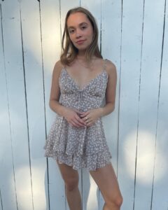 Jillian Shea Spaeder Instagram - i’m twenty!!! trying to be mature and stuff now!