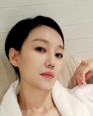 Jin Kyung Thumbnail - 6.2K Likes - Top Liked Instagram Posts and Photos