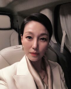 Actress Jin Kyung HD Instagram Photos and Wallpapers October 2021