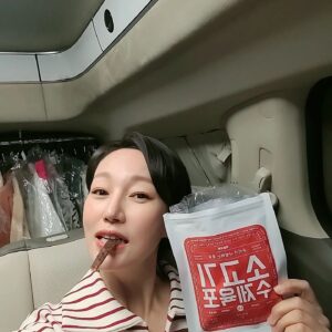Jin Kyung Thumbnail - 9.5K Likes - Top Liked Instagram Posts and Photos