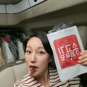 Jin Kyung Thumbnail - 9.5K Likes - Top Liked Instagram Posts and Photos