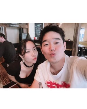 JinJoo Lee Instagram - 🩷😜