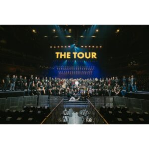 JinJoo Lee Instagram - We made it through!💛🥹🥳
✅ 62 shows in North America is amazingly done!
