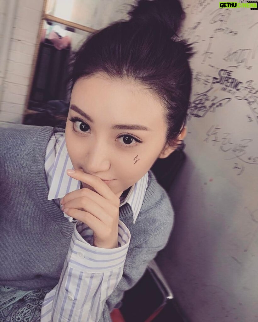 Jing Tian Instagram - Just done a new photo shoot. Do you like the little lightening bolt? #selfie