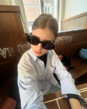 Jitka Schneiderová Instagram - Takzvaně vyprankuj svojí matku!😎 … Nechám mobil na stole a hned mám galerii plnou Sofie🙃