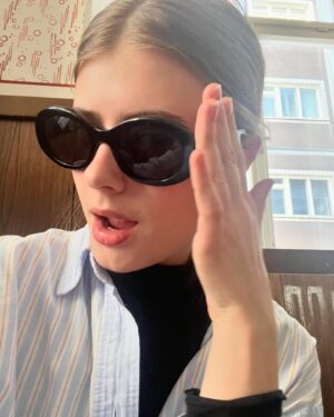 Jitka Schneiderová Instagram - Takzvaně vyprankuj svojí matku!😎 … Nechám mobil na stole a hned mám galerii plnou Sofie🙃