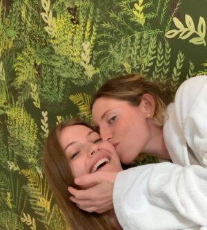 Jo Ellen Pellman Instagram - 2 years of loving bryde 💘

my lil world turned upside down exactly 730 days ago on our first date to cowgirl, and I haven’t stopped smiling (or biting your hat or kissing your cheek) since 😇

love you to the moon and back and then some @brydieoconnor
