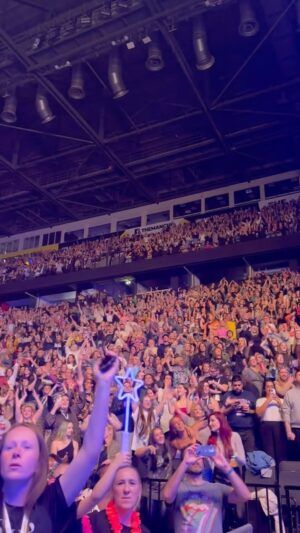 Jo O'Meara Instagram - Manchester !!! You were Electric ⚡️ day to recoup before we hit Cardiff …… LETS GOOO !!! @sclub #goodtimes #bringthehousedown #sclub