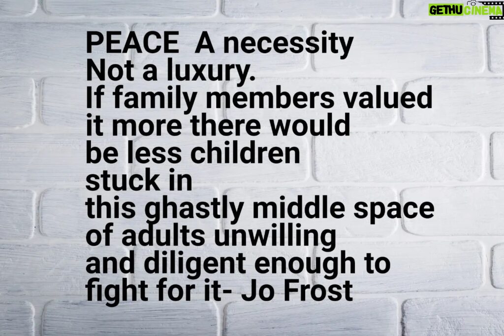 Jo Frost Instagram - What do you think? Jo xx #Helpingfamiliesshine💫 #childdevelopment #familyfirst