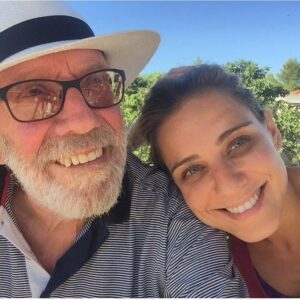 Joana Solnado Instagram - O dia do teu nascimento nesta vida, será sempre dia para te celebrar e honrar. 
Homem da minha vida, não há verbo que descreva a falta que me fazes neste plano.
Gratidão eterna por tudo, sempre. 
"Ah! I Love Algarve! "❤️