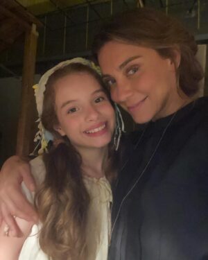 Joana Solnado Instagram - spoiler é apelido, o nome dela é Bernarda.
um pouco deste personagem que tem me ensinado tanto em tão pouco tempo.

#donabeja
@hbomaxbr @florestaprod