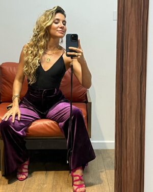 Joana Solnado Instagram - Passando pra desejar bas noite procês ❤️

#diadeamalia #travessia #tvglobo
