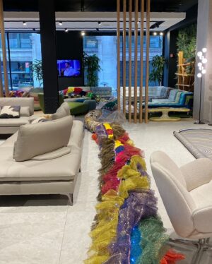 Joana Vasconcelos Instagram - Currently in NYC our dedicated team is putting the final touches on a special installation for Roche Bobois’ 50th anniversary in the US. Stay tuned for the reveal!

🗽🗽🗽

Atualmente em Nova Iorque a equipa do atelier está a dar os últimos retoques numa instalação especial para o 50º aniversário da Roche Bobois nos EUA. Esteja atento para ver o resultado final!

@rochebobois 
#JoanaVasconcelos #RocheBobois #NYC #ArtInProgress #NYCArt #ComingSoon #WIP #TextileArt #ArteTextil #Escultura #Sculpture #ArteContemporanea #ContemporaryArt #Art #Arte
