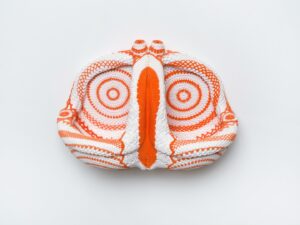 Joana Vasconcelos Instagram - Visit König Galerie and experience the surrealist bathroom crafted by Joana Vasconcelos. Dive into the thought-provoking world of one of her latest creations, ‘Flood,’ where the artist explores the paradox of abundance amidst scarcity.

🚿🚿🚿

Visite a König Galerie para conhecer a casa de banho surrealista criada por Joana Vasconcelos e mergulhar no mundo de uma das suas últimas criações, “Flood”, onde a artista explora o paradoxo da abundância no meio da escassez.

📸 © Roman Marz - Courtesy König Galerie

@koeniggalerie
#flood #surrealistbathroom #berlin #berlinart #escultura #sculpture #joanavasconcelos #artecontemporanea #contemporaryart #art #arte