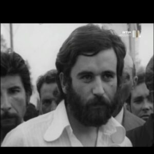Joana de Verona Instagram - Pai, 
Abril de 1974
Quartel de Vila Real
Membro do MDP (Movimento Democrático Português) em entrevista à @rtppt @rtp_memoria 

#25abril #democracia #liberdade #25abrilsempre