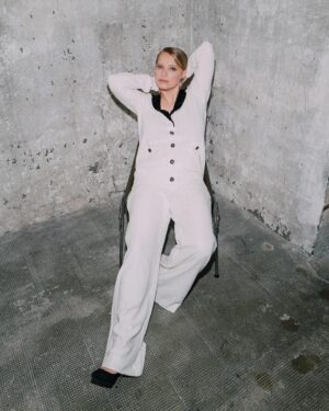 Joanna Kulig Instagram - @chanelofficial x @voguegermany by @virgile.guinard