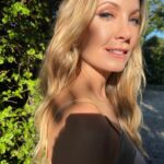 Joanne Froggatt Instagram - A beautiful morning to kick off #londonfashionweek ❤️ Thank you Hair - @davidebarbieri_ Makeup - @nathalieeleni_beauty Skin- laser & skin booster @dr_marwaali Hair colourist - @annettefieldhair 💋