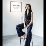 Joanne Peh Instagram - Many thanks to @chanel.beauty for taking me on an olfactory journey through the flower fields of Grasse. I can almost taste the purest of ingredients used in the fragrances as scent lingered in the back of my throat. An intimate and heartfelt session that I truly enjoyed. 🌸👃✨