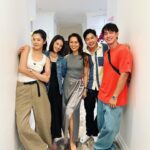 Joanne Peh Instagram - “SHERO” a year on. It was a beautiful gathering on the last day of CNY, catching up and congratulating one another for how far we have all come since then. This time last year, we were making “SHERO”, which was exceptionally memorable. The training to be a bodyguard, filming in Canberra, fighting with a ponytail that had nine pieces of hair extensions in it… Summarising the experience in 10 pictures on IG was challenging because it felt like a lifetime for me. A long, gruelling search for sister @carriewst, a roller coaster love-hate romance with my client @romeotan, a painful rejection from my best friend @nickk_teo and a wary relationship with my sister’s mentee @tayying_. It’s a joy to have worked with all of you on this project! Here’s to another year of celebrations, and may all your dreams come true! ♥️♥️♥️♥️ #mediacorpshero #zgmdinner #joannepeh