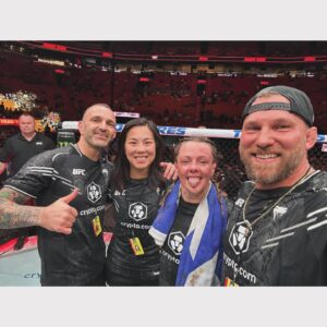 Joanne Wood Instagram - Could not have asked for a better last fight week! ❤️🏴󠁧󠁢󠁳󠁣󠁴󠁿 #lastonebestone #nevergiveup #whitsfuryellnogobyye #goodtimeswithgoodpeople