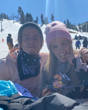 Jocelyn Hudon Instagram - 🤮we’re gross. Hbd @jakemanley😍