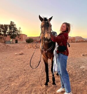 Jocelyn Shelfo Instagram - Okay now listen  y’all can’t even hold me for this because the horse girls are on to something ... (I think I am a horse girl)