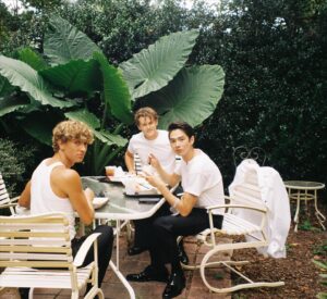 Jocelyn Shelfo Instagram - Some of my favorite photos I took of these beautiful people☺️ But believe me- they didn’t need summer to turn pretty (ha ha ha)