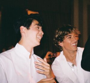 Jocelyn Shelfo Instagram - Some of my favorite photos I took of these beautiful people☺️ But believe me- they didn’t need summer to turn pretty (ha ha ha)