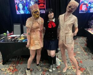 Jodelle Ferland Instagram - I had a great time at @kowaicon over the weekend, loved seeing all your bioshock and silent hill cosplays!💚