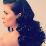 Jodi Lyn O'Keefe Instagram - #topsecretglamourshoot #nofilter #makeup @gregoryarlt #hair @jonlieckfeltbeauty | 💄💋