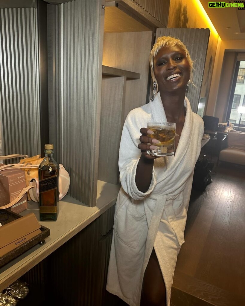 Jodie Turner-Smith Instagram - #AD thrilled to celebrate this year’s Met Gala with @johnniewalkerus 💞💞💞 cheers to a wonderful weekend of fashion, food, and exquisite cocktails. JOHNNIE WALKER BLUE LABEL Blended Scotch Whisky. 40% Alc/Vol. Imported by Diageo, New York, NY. Please drink responsibly, and don’t share with anyone under 21.