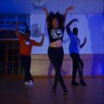 Jody Watley Instagram - Kick starting the week from my current “EVERLASTING - The Remixes” this is the 🔥Quentin Harris Remix. The video is from choreographer @tevyncole for “Real Love” from a few years ago that I love 😍at one of his classes with the dynamic @itskaylasimone_ slaying it! It works to this mix 😍 Yaass stay up, stay true always believe in you - Stay Everlasting! #jodywatley #everlasting #life #inspiration #remixes #quentinharrisremix #dance #tevyncolechoreography :: Clock the limited edition “Still A Thrill” tee shirts by @shawnwest.swest