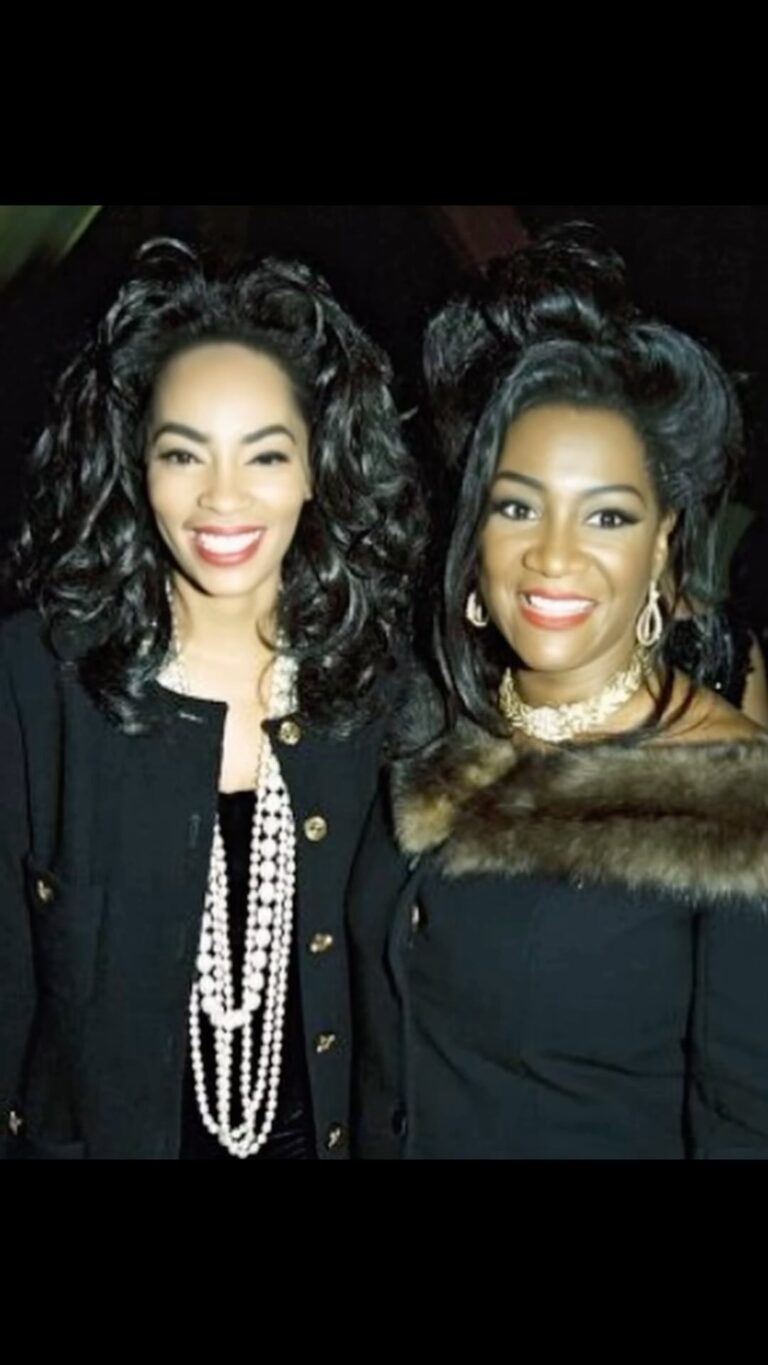 Jody Watley Instagram - Happy 80th Birthday (years young) Blessings to the always fabulous @mspattilabelle 💐🎉🎂❤️🙏🏾☀️💫 ✨ Photo #FlashbackFriday 1991 I think this was at American Music Awards.😁😁 #pattilabelle #jodywatley