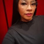 Jody Watley Instagram - 💋❤️ Love to all! #JodyWatley EVERLASTING vibes | Wattage 🙌🏾⚡️👓 #eyewear