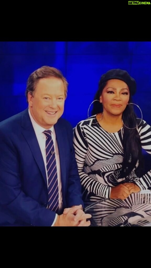 Jody Watley Instagram - So sad to hear the news of sudden passing of Sam Rubin @ktla_entertainment @ktla5news KTLA 5 LA’s longtime morning Entertainment host. If you live in LA and watched local morning TV you know Sam. Through the decades Sam has always been so supportive, funny and kind, such a beacon of light and positivity. Here’s a snippet from one of my favorite appearances on the broadcast circa 2018. When I was on in 2023 he was on vacation fulfilling a goal to scale Mount Everest, Sam shared his amazing experience. My condolences to his family, friends and colleagues. Rest Peacefully Sam Rubin 😔🙏🏽🕊️ Dress by Stevie Edwards ❤️🕊️ #ktla5 #samrubin
