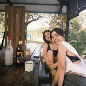 Jojo Goh Instagram - Questions? 

Mei you hao class dismiss, xia ke!