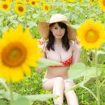 Jonishi Rei Instagram - 2020.11.25 💙🌻 《上西怜ファースト写真集》🌻💙 なんと！ 私、上西怜の 1st写真集が発売決定しました‼️‼️ ⠀ ⠀ 地元滋賀県だっだり、 大阪！鹿児島！！ いろんな場所で撮影しました😆 ⠀ ⠀ ⠀ 本当にずっとずっと 「いつか写真集をだしたい！」 と思っていて、18歳の生誕祭で初めて ファンの皆さんにお伝えして、そこからいつのまにか 「今の自分で写真集を出したい！」 と思うようになりました。 自分の中で1番大きな夢でもあって 「やっぱり自分には無理なのかな」 と弱い気持ちを持ってしまっていた時もあったので、 こうして嬉しい報告をさせていただくことができ 本当に幸せです。 応援してくださるファンの皆さん 本当に本当に！いつも、ありがとうございますっ ⠀ ⠀ ⠀ 10代の上西怜を アイドルの、NMB48の上西怜を 写真集を通して皆さんにたくさん！ 知っていただけたらとっても嬉しいです☺️ このシチュエーションで、 こんな雰囲気の、こんなのを着たい！など、、 写真集の中身も！ 私の夢がたーーっくさん詰まっているので！ ⠀ 夢の中にも夢っ！！！💭 ⠀ 10代最後、、、 今までのれーちゃんも これから大人になる私もずっと見守っていてください👀 ⠀ ⠀ 本日から写真集の公式Twitterアカウントも 👉💙@rechan_first 開設されました！！ ⠀ みなさんぜひ、 チェック、フォロー！ 見つけれーちゃんよろしくお願いします☺️♡ ⠀ ⠀ ⠀ ⠀ ⠀ #上西怜 #上西怜写真集 #写真集