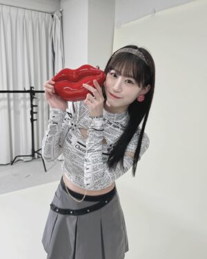 Jonishi Rei Instagram - ⠀
#SCawaii! 5月号
#オフショット 👗💛
⠀
⠀
⠀
⠀
⠀