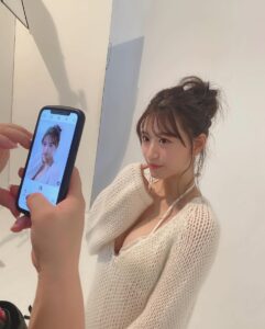 Jonishi Rei Instagram - ⠀ ⠀ ⠀ 表紙争奪バトルしたときのオフショット👙 ⠀ ⠀ ⠀ ⠀ #過去pic #水着 #グラビア #お団子 #彼女感 #gravure