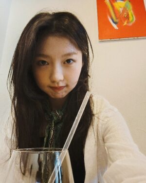 Joo Hyun-young Instagram - 💚