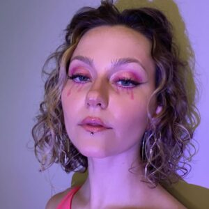 Jordan Todosey Instagram - Best birthday gift ever = you listening to my new songs 🎶 
Pink Tears EP available on all streaming platforms 🪄🎧✨